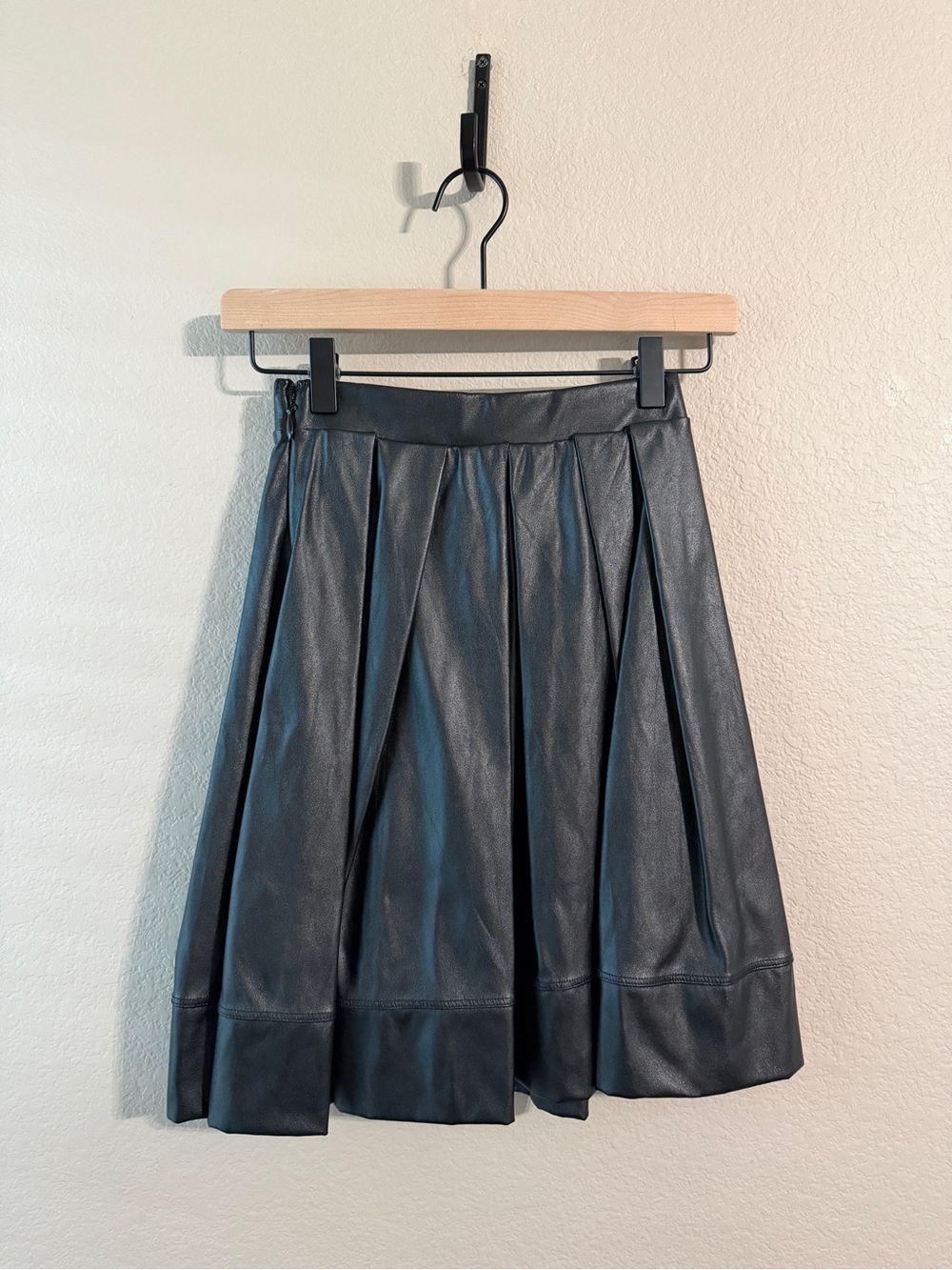 Bebe Classic Black Faux Leather Pleated Skirt